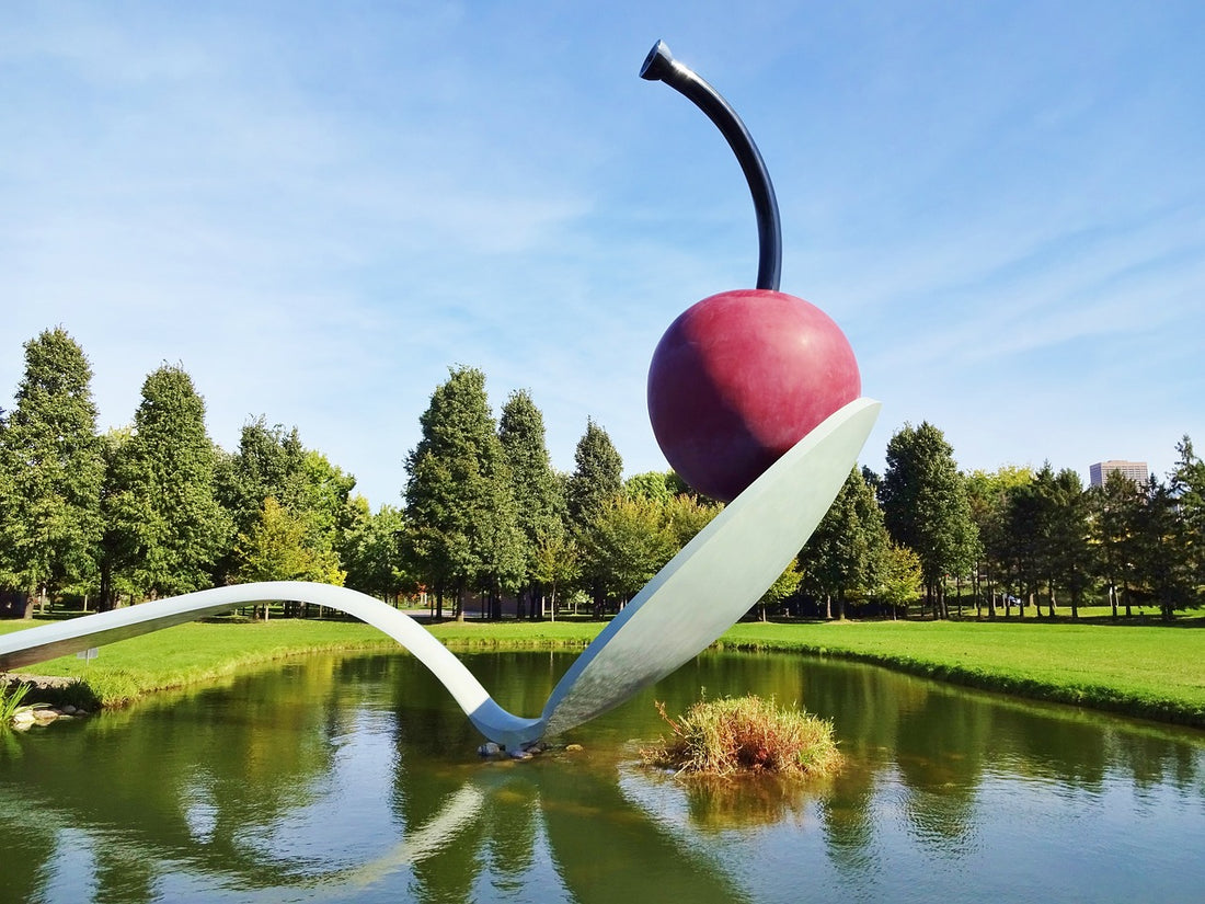 SPOONBRIDGE AND CHERRY ART SCULPTURE. Image by Necklenoakland from Pixabay