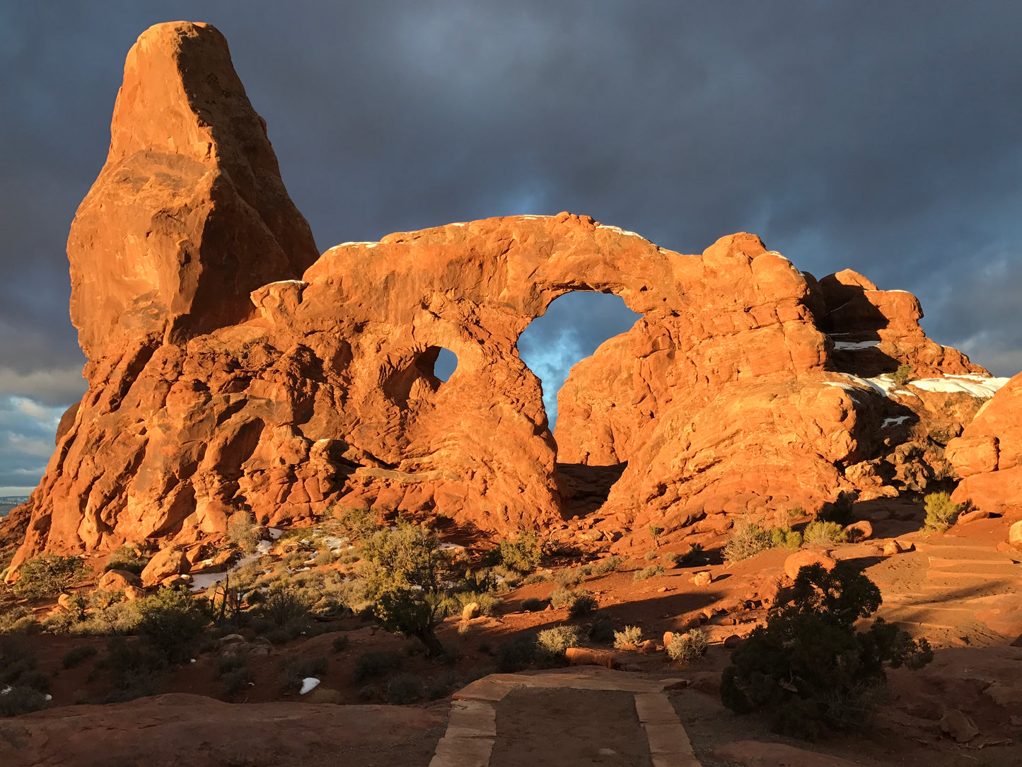 4 Day RV Tour: Moab, Arches, Canyonlands and Dead Horse Point.